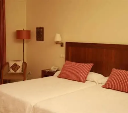 O Cabazo ホテル リバデオ